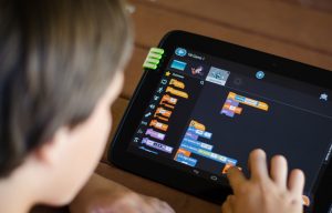 Robot Educatif Programmable Multifonction Avec Tablette